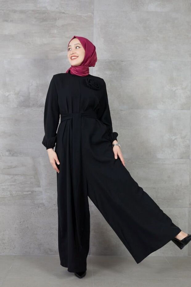 بذلة مفصلة روز
