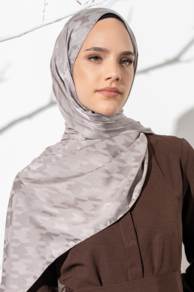 شال جاكار بنمط كبير على شكل مربعات - 1