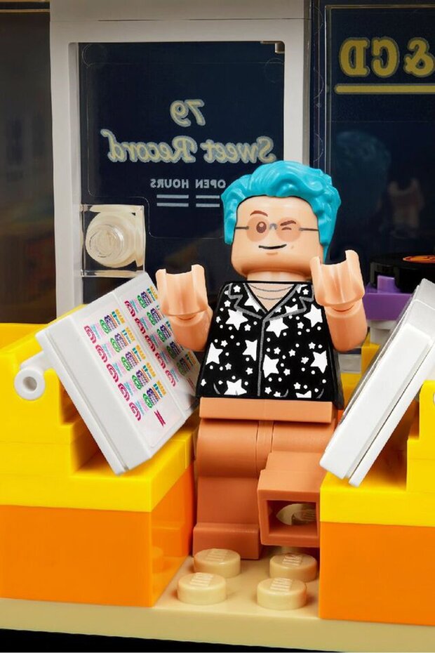 مجموعة ألعاب ديسكو بي تي إس ديناميت 21339، 749 قطعة - 3