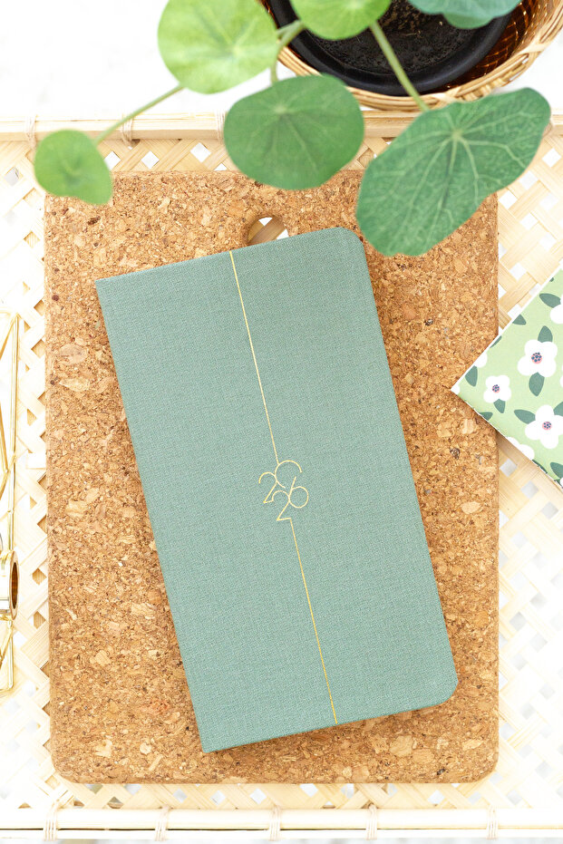 2026 Year Weekly Linen Pocket Agenda 12 Months Green