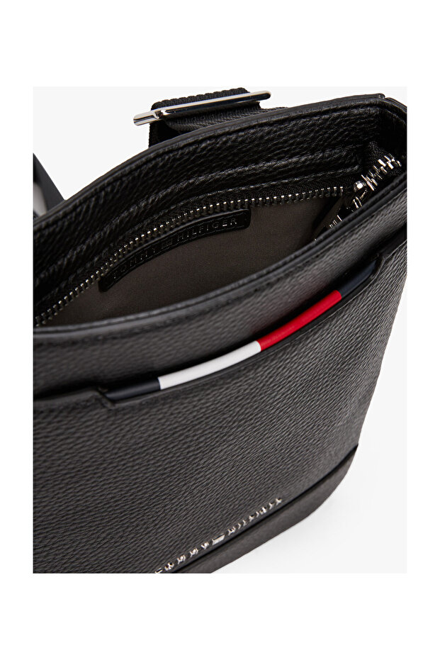 TH CENTRAL MINI CROSSOVER - 4