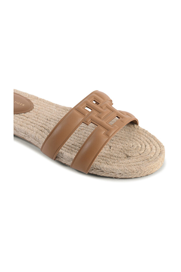 TH EMBOSS FLAT ESP SANDAL - 4