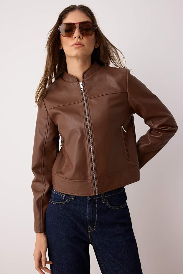 Koyu Kahverengi Fitted Kalıp Suni Deri Biker İnce Ceket Mont TWOAW26MO00085 - 2