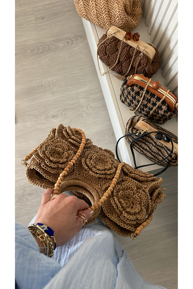 Handmade Rose Straw Hand Shoulder Bag with Beaded Straps (37X30Cm)