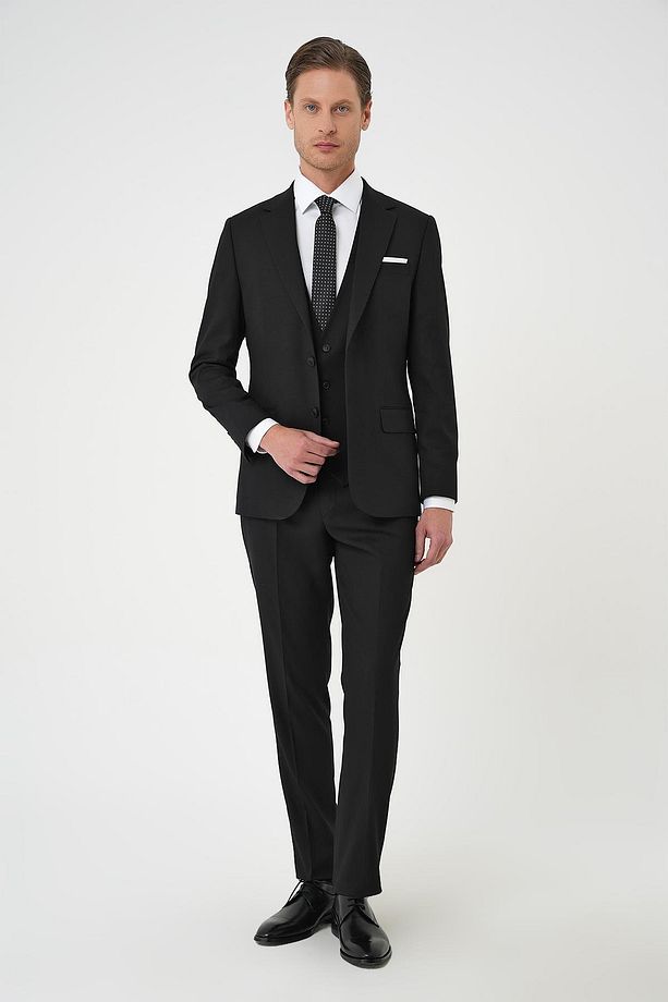 Tk 898 Slim Fit Dokulu Çift Yırtmaç Yelekli Klasik Siyah Takım Elbise - 1