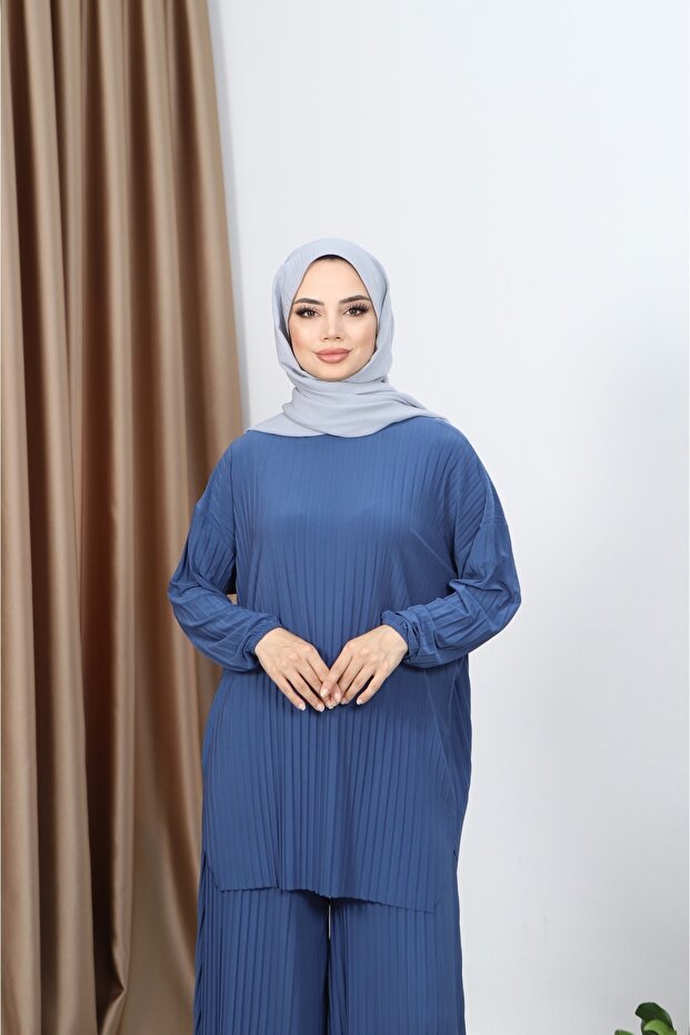 Piliseli Pantolonlu Takım - 5