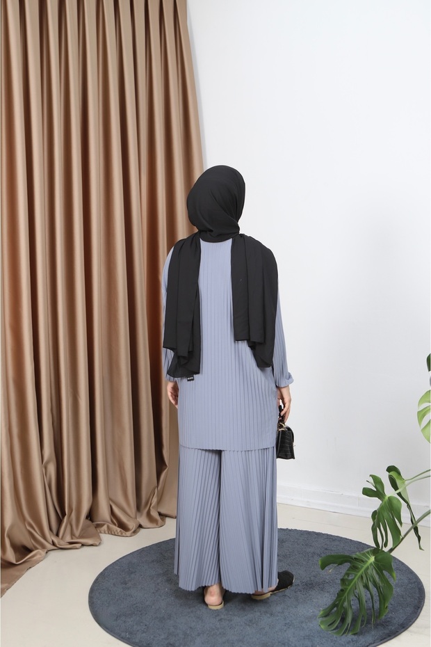 Piliseli Pantolonlu Takım - 6