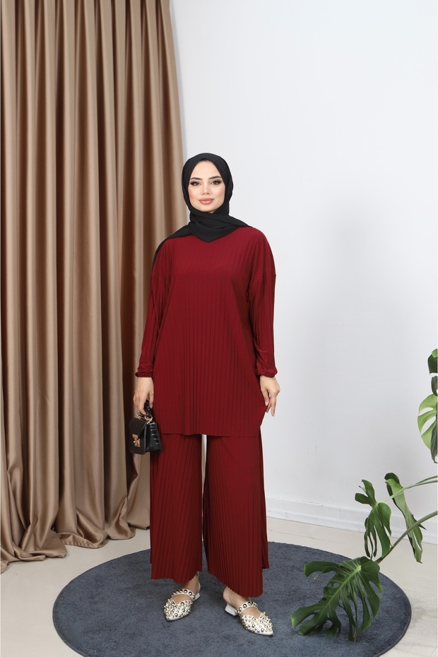 Piliseli Pantolonlu Takım - 1