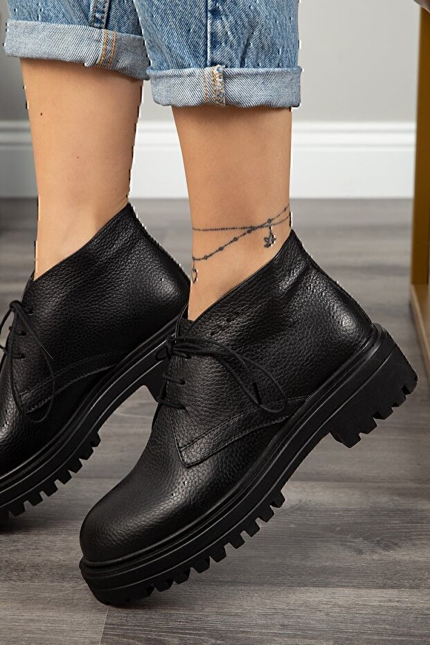 Hakiki Deri Siyah Kadın Bot - 1