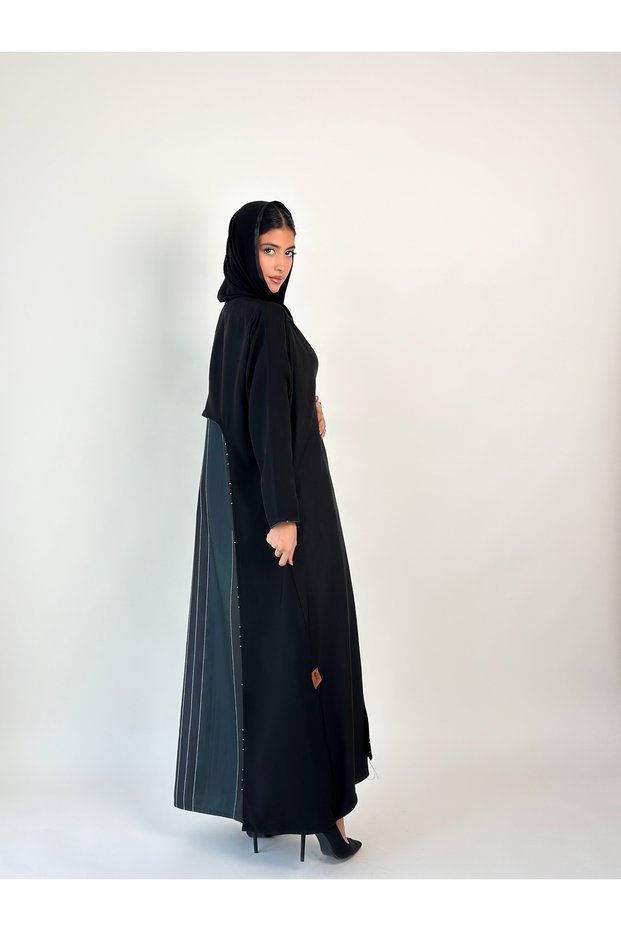عباية سحر الظلال