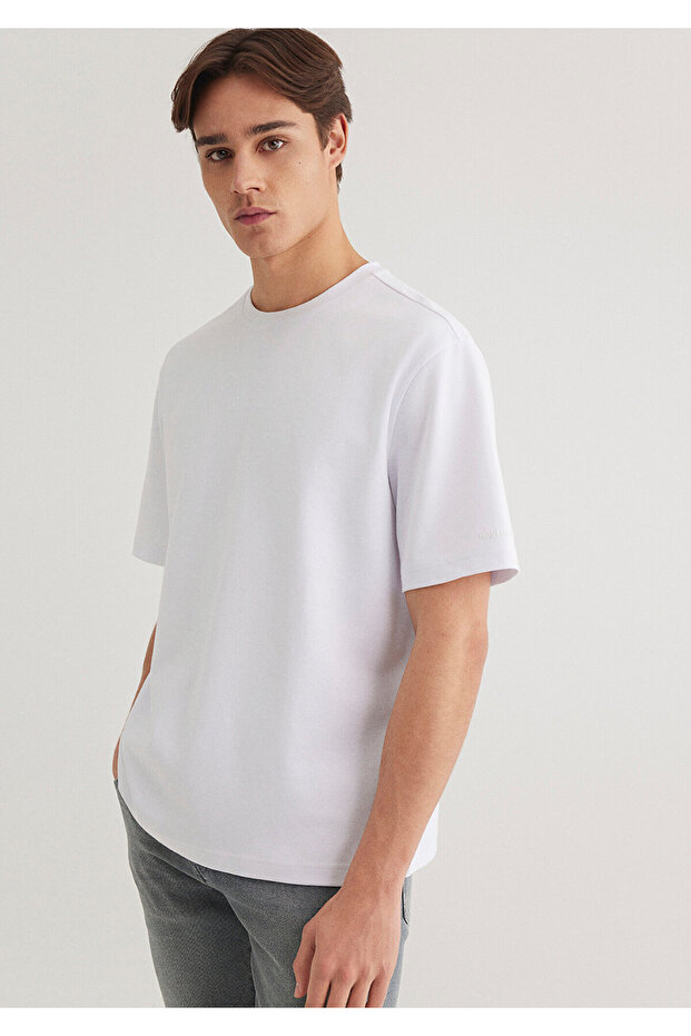 Crew Neck White Basic T-Shirt Loose Fit / Loose Relaxed Fit 0612518 -620