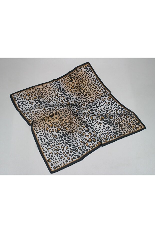 وشاح شيفون منقوش بنقشة الفهد - 1