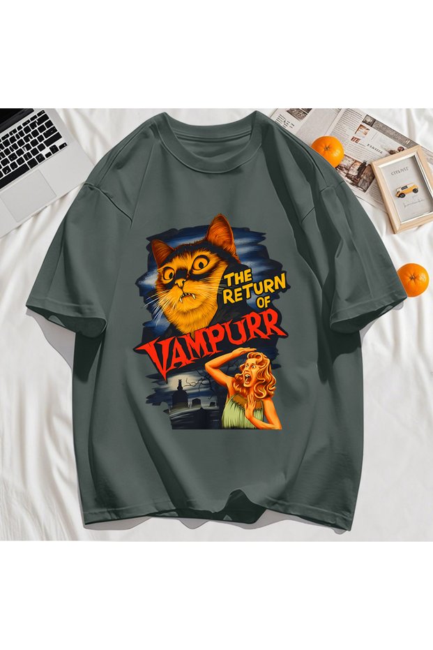 Y2K Vintage T-Shirt Tee Print a Big Cat and Its Teeth