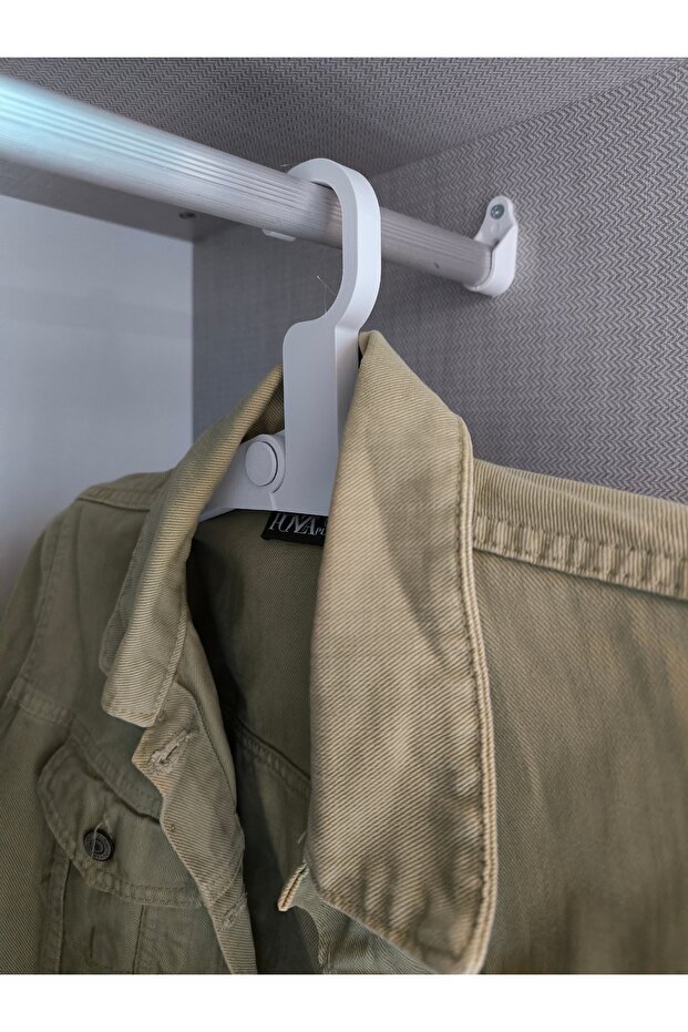 Foldable Clothes Hanger - 1