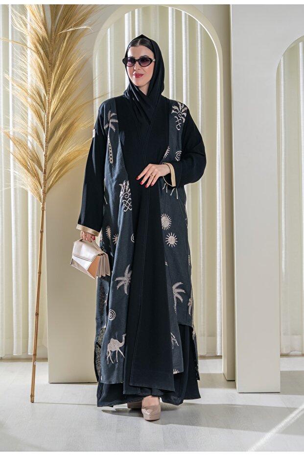 عباية أنيقة وساحرة