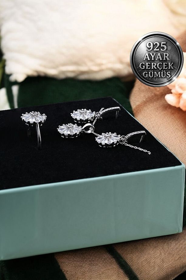 925 Ayar Gerçek Gümüş Blossom Shine Lotus Çiçek Model Taşlı Kadın Gümüş Takı Kolye Küpe Yüzük Seti - 4