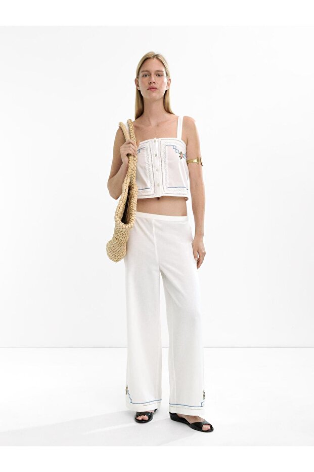 Dantel İşlemeli %100 Pamuk Üst - 4