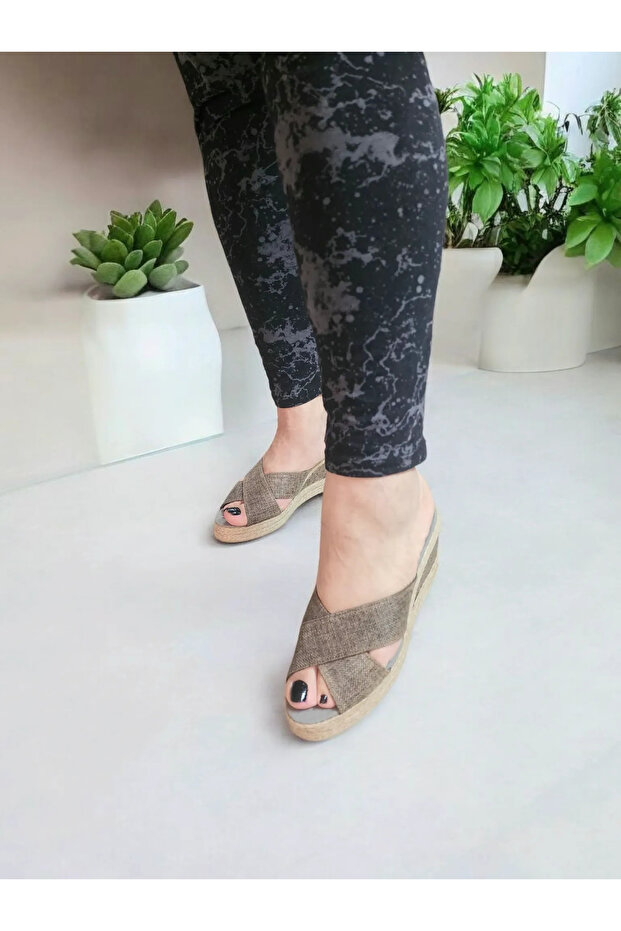 Straw Rope Wrap Linen Slippers
