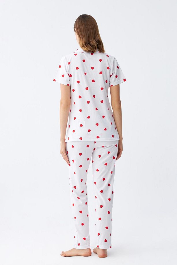 Kadın Beyaz Kırmızı Kalpli Önden Düğmeli Pijama Takımı - 6