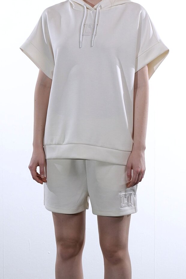 Жінки сортують - 1