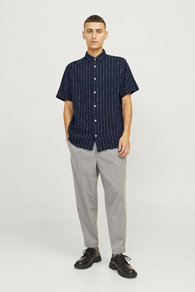 Jorjoshua Loose Woven Short Sleeve Shirt