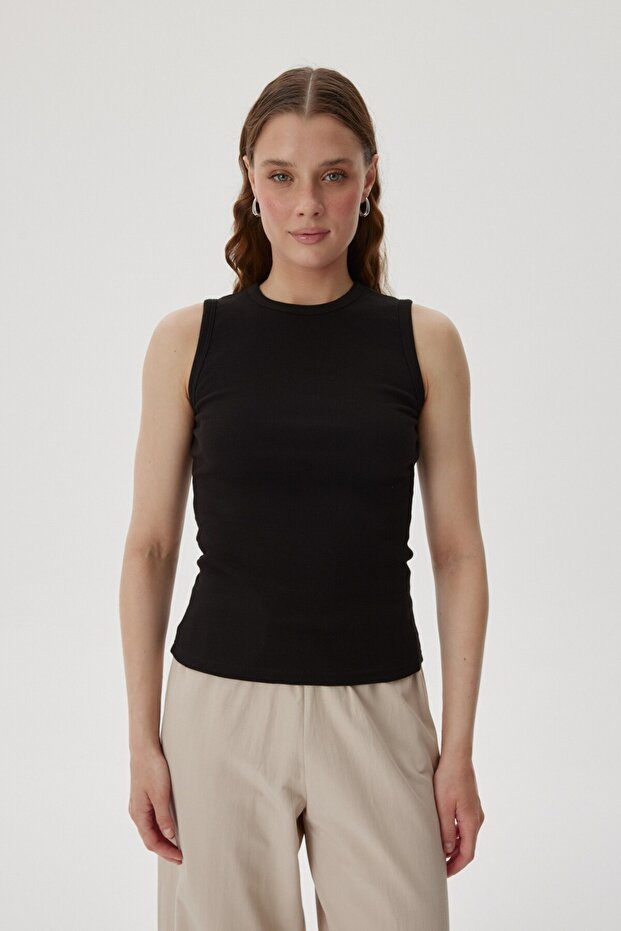 FİTİLLİ KOLSUZ BODY - 1