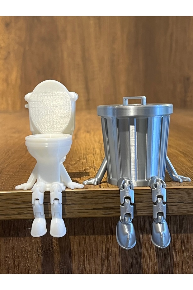 Set of 2 Bathroom Decorative Figures (Toilet Seat Trash Can)