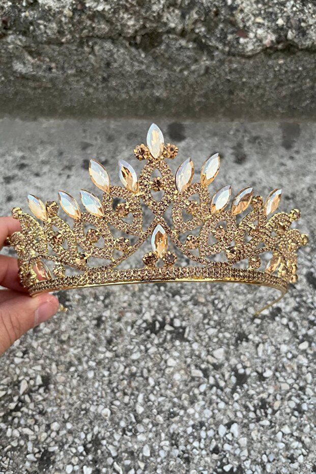 Grace Gold Crown – Sparkling Stone Bridal Henna Crown, Wedding Evening Dress Accessory Model