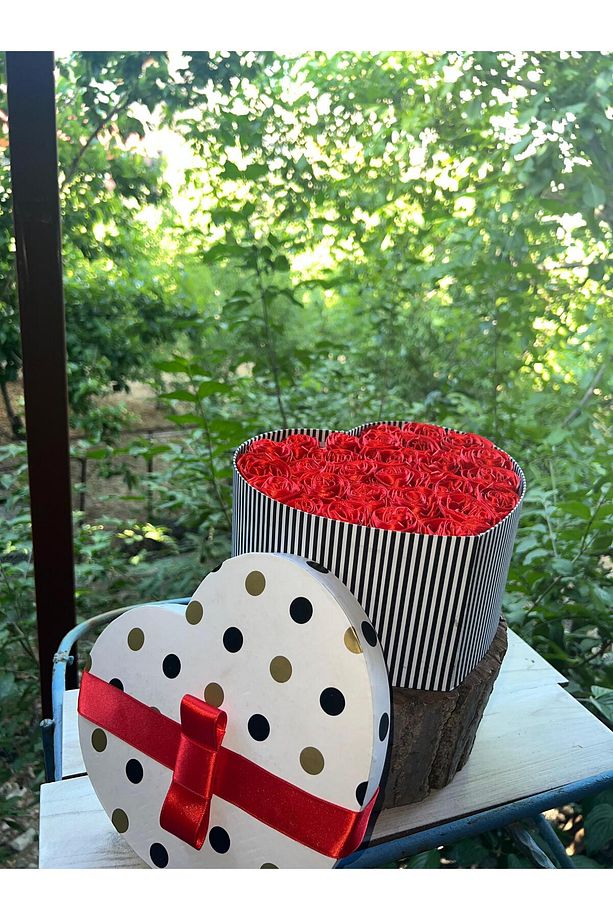 solmayan güller el yapımı 29 adet aşkını anlat 12 cm *22 cm - 2
