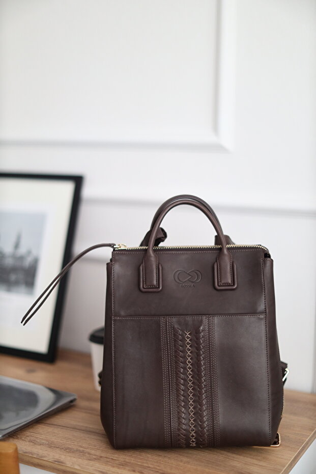 Surface-Chic Backpack Chocolate - 2