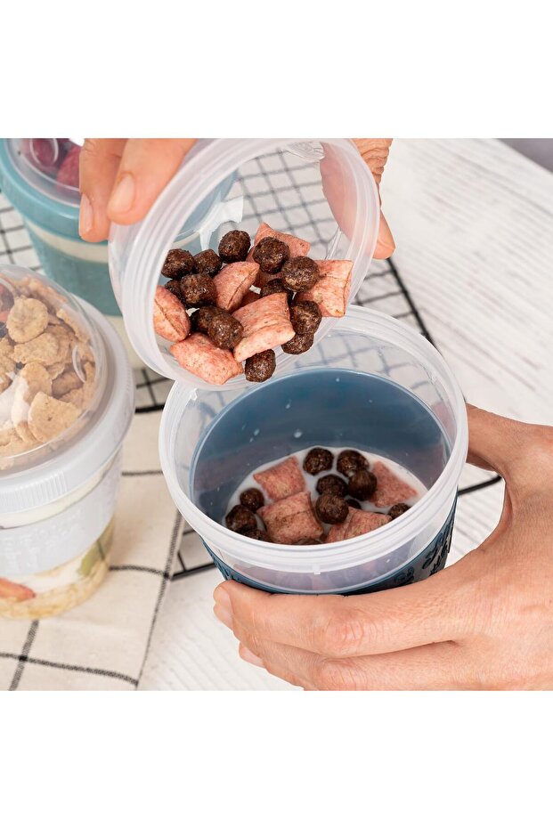 4-Piece 600 ml Takengo Fruit Yogurt and Musli Container with Spoon and Bowl Practical Portable Cup with Lid - 5
