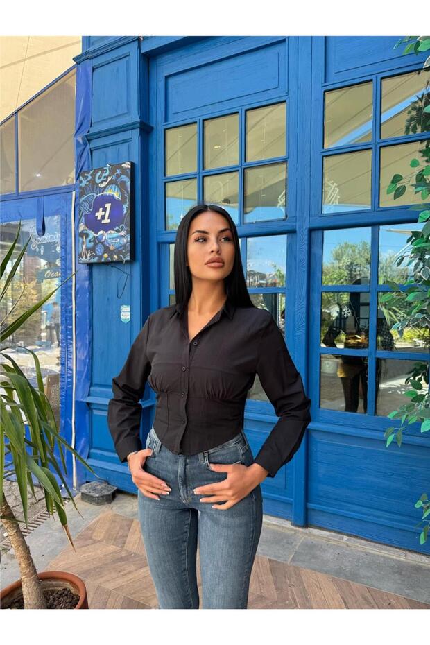 قميص من البوليستر منقوش باللون الأسود - 4