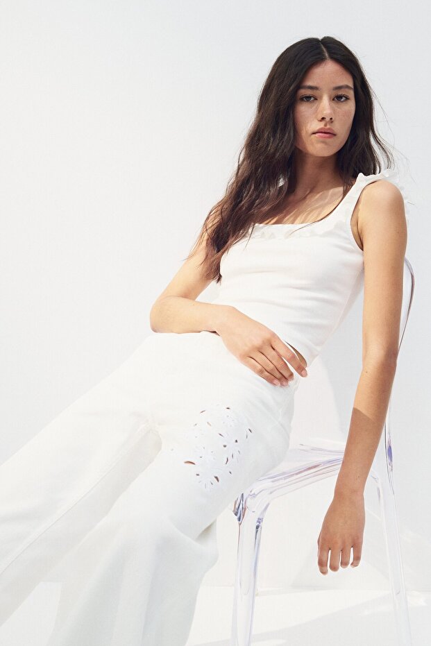 Fırfırlı Kolsuz Üst - 3