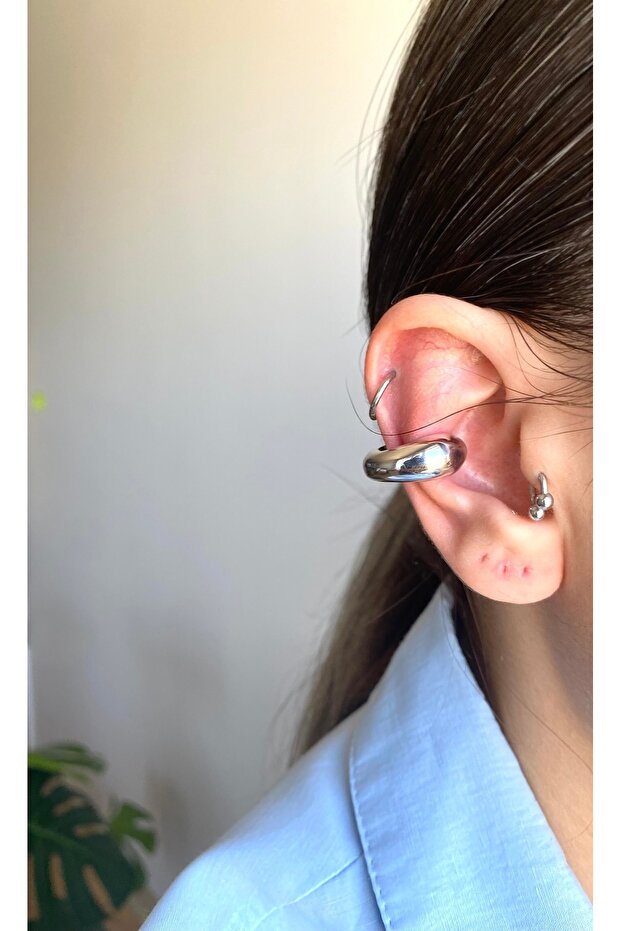 C أقراط أذن فضية - 2