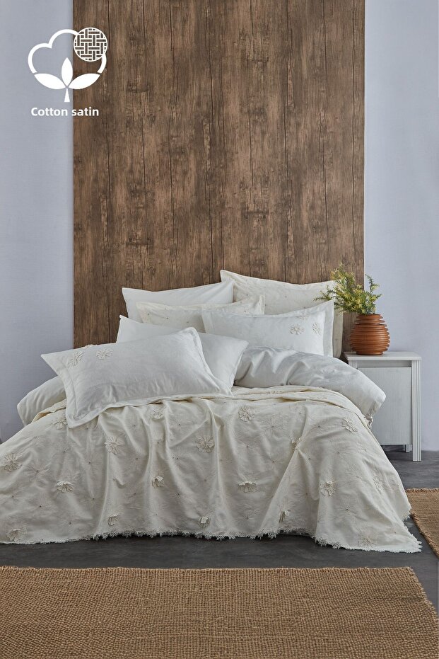 Nergiz Double 9 Piece Duvet Cover and Pike Set - Floral Embroidered