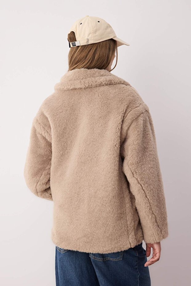 Vizon Kürklü Kruvaze Oversize Kısa Peluş Kaban TWOAW26KB00021 - 3