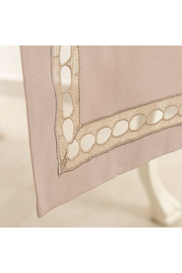 Dantelli Masa Bandı Pamina - 2