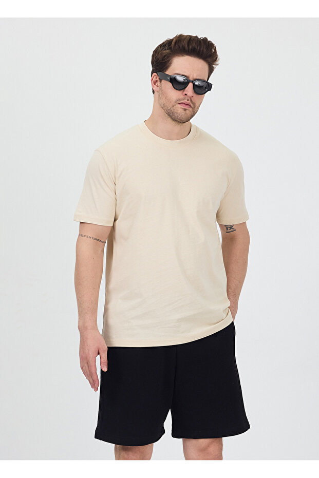 تي شيرت كريمي أساسي للرجال - 7