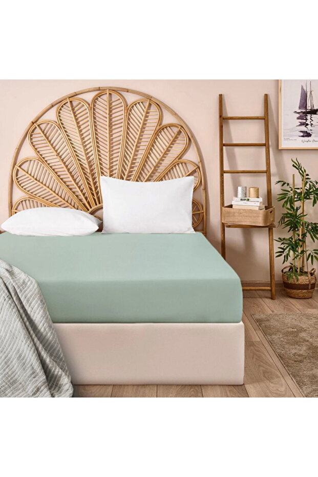 Soft Basic Single Flat Edge Bed Sheet - Green - 160X240 cm - 1