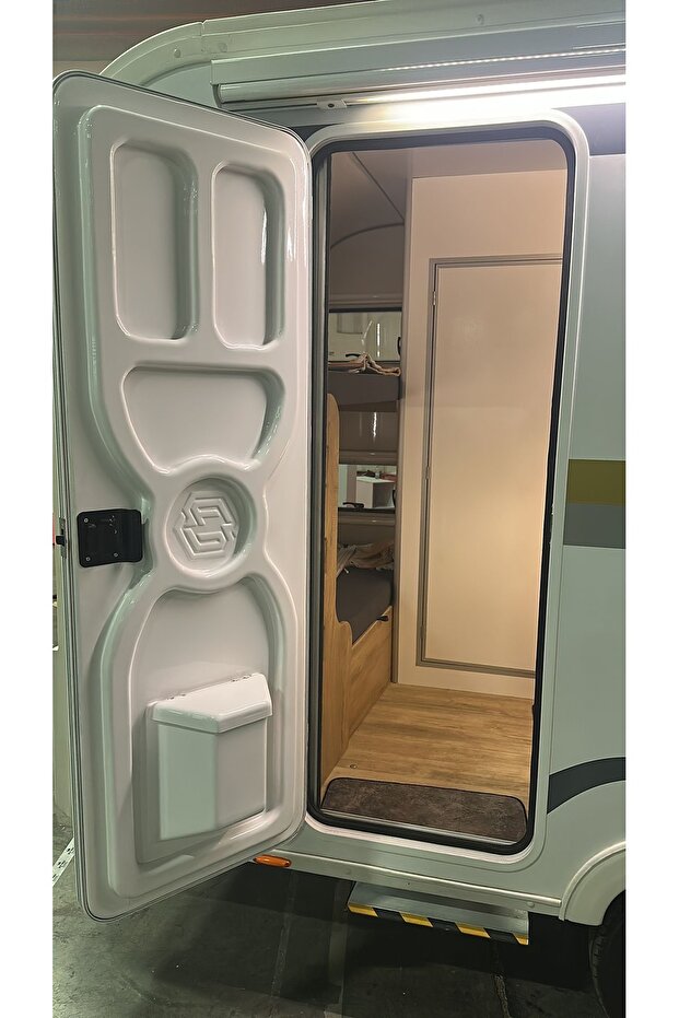 Karavan 320-Mars - 3