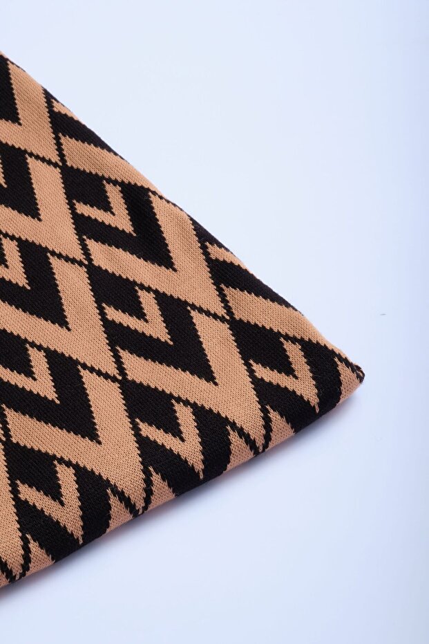 V Desenli Triko Şal - 5