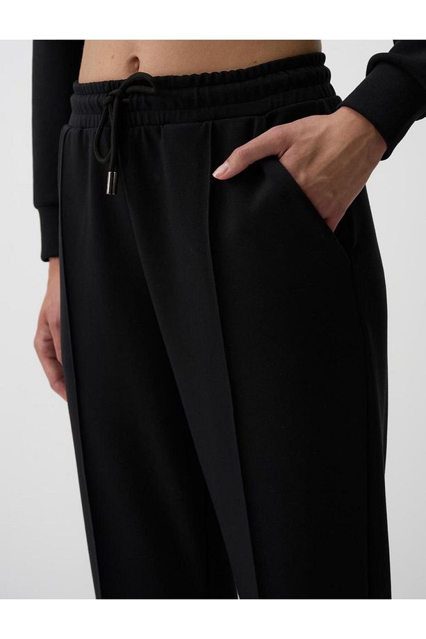 Siyah Yüksek Bel Dar Paça Cepli Jogger Pantolon - 5