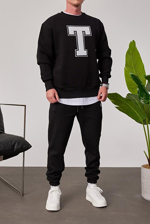 T Harf Baskılı Siyah Sweatshirt - 1