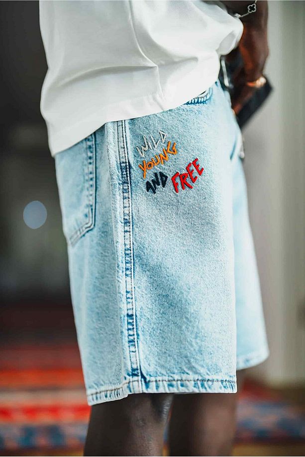 Erkek Slogan İşlemeli Baggy Jean Şort Mavi - 4