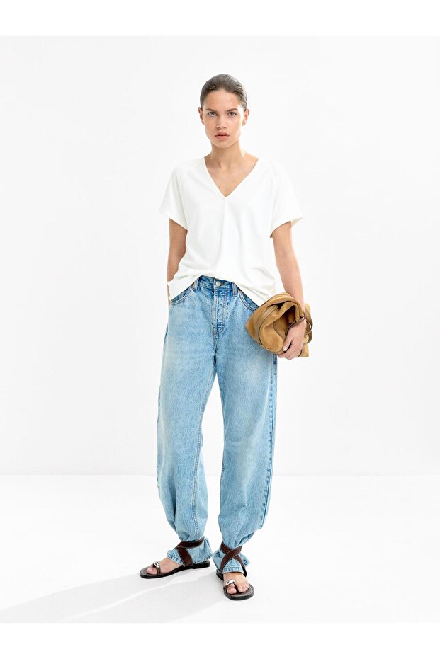 V-Yaka Basic T-shirt - 1