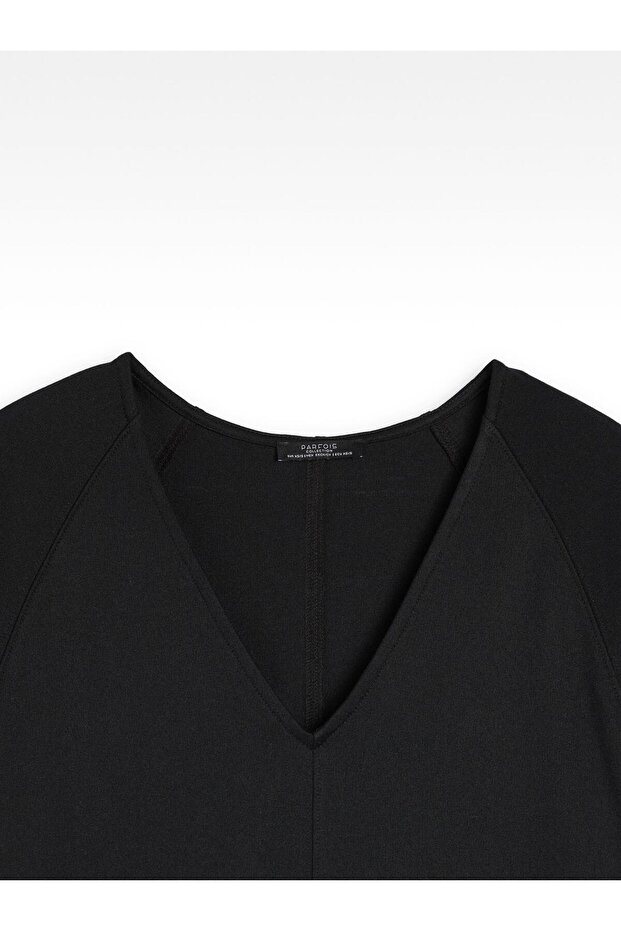 V-Yaka Basic T-shirt - 7