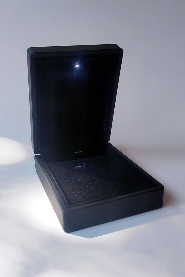 Led Işıklı Kolye Küpe Kutusu, Siyah Takı ve Mücevher Set Kutusu - 1