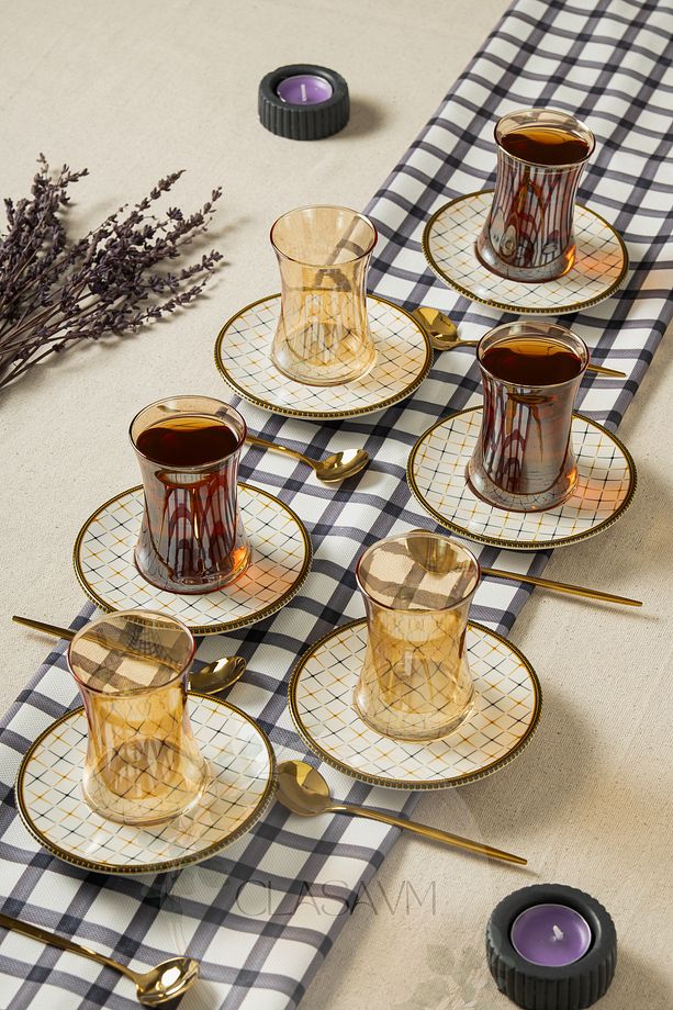Modern Kare Desenli Royal Grid Çay Seti | 12 Parça Takım, 6 Gold Çay Bardağı ve 6 Çay Tabağı - 1