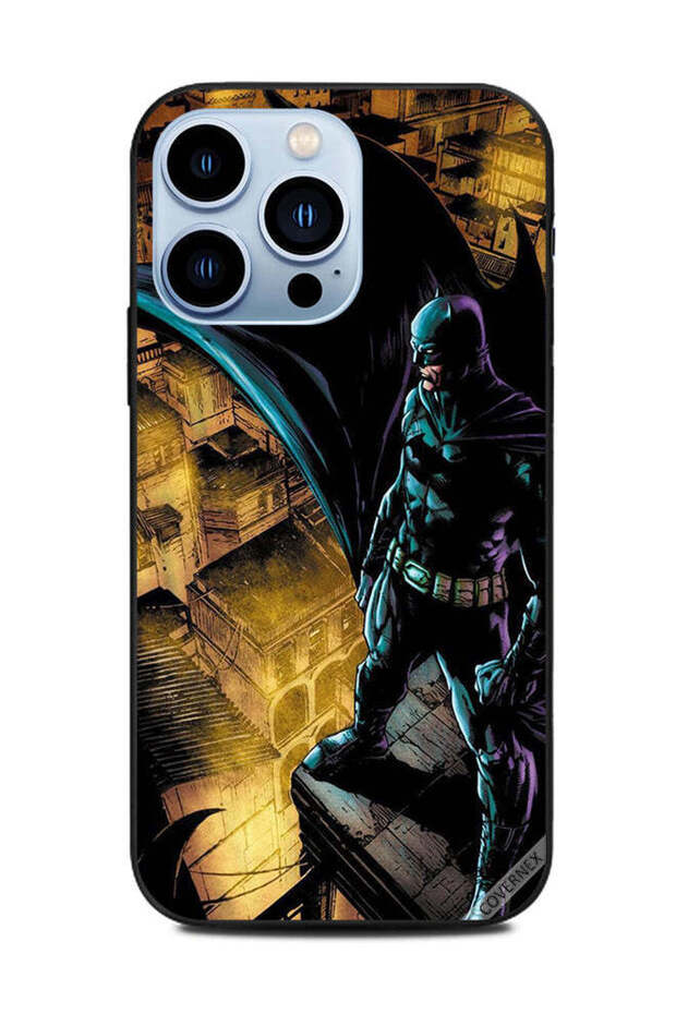 غطاء حماية لهاتف Apple iPhone 13 Pro باتمان جاهز للعب