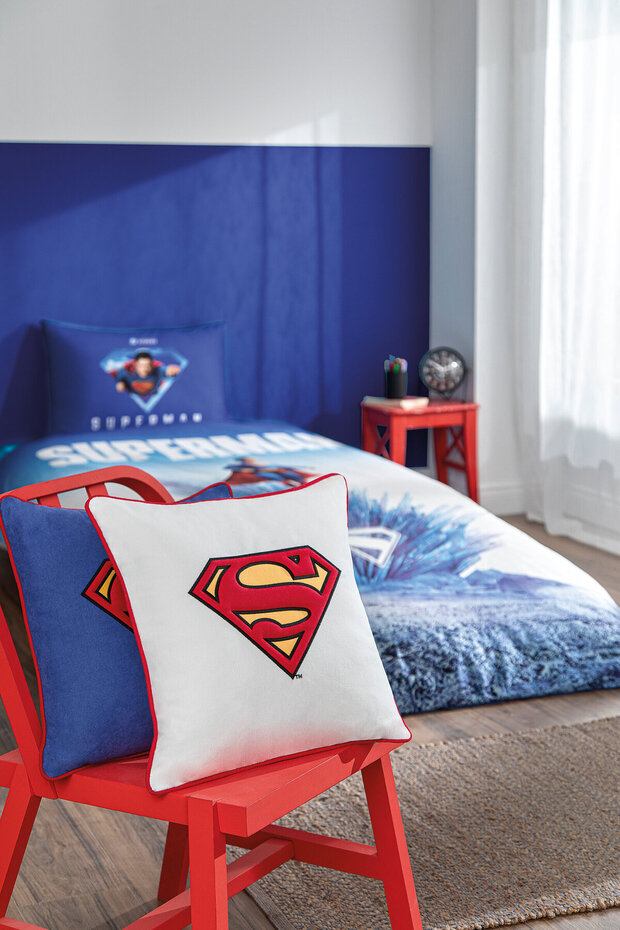 Özdilek Superman Licensed Throw Pillow 43X43 cm